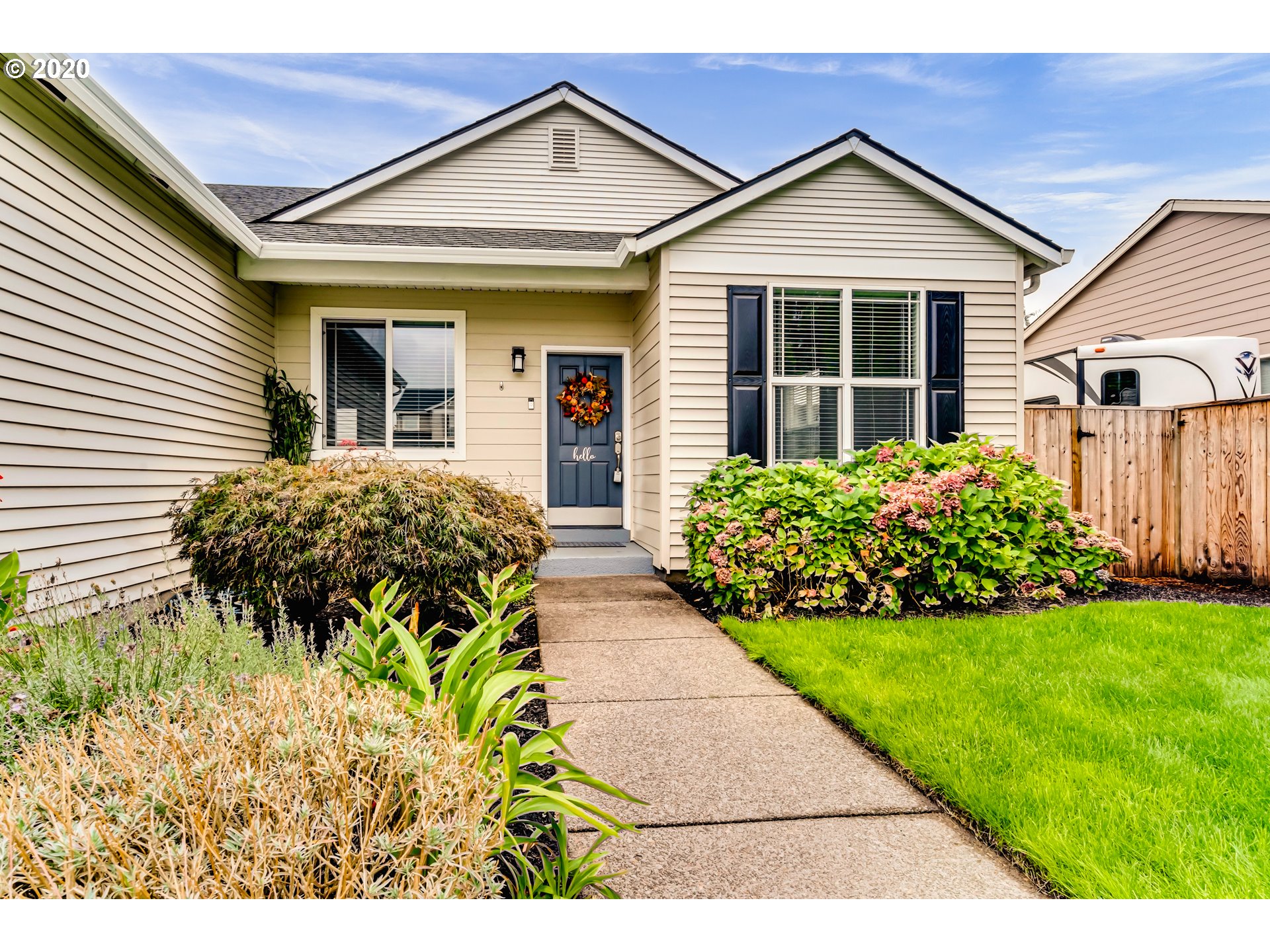 1528 Adelman Loop Eugene, OR 97402 - Photo 3 of 31 Gallery Image 3