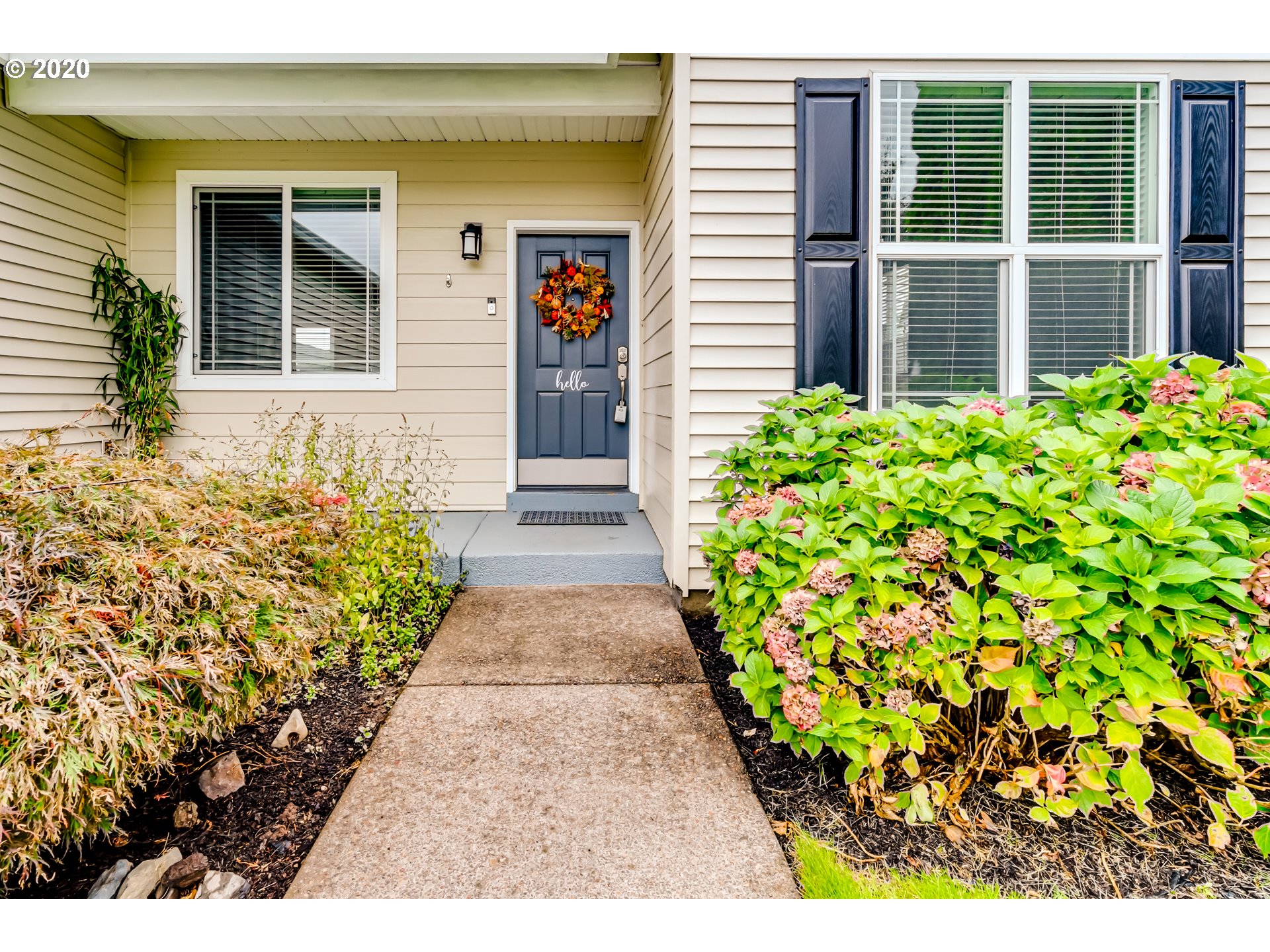 1528 Adelman Loop Eugene, OR 97402 - Photo 4 of 31 Gallery Image 4