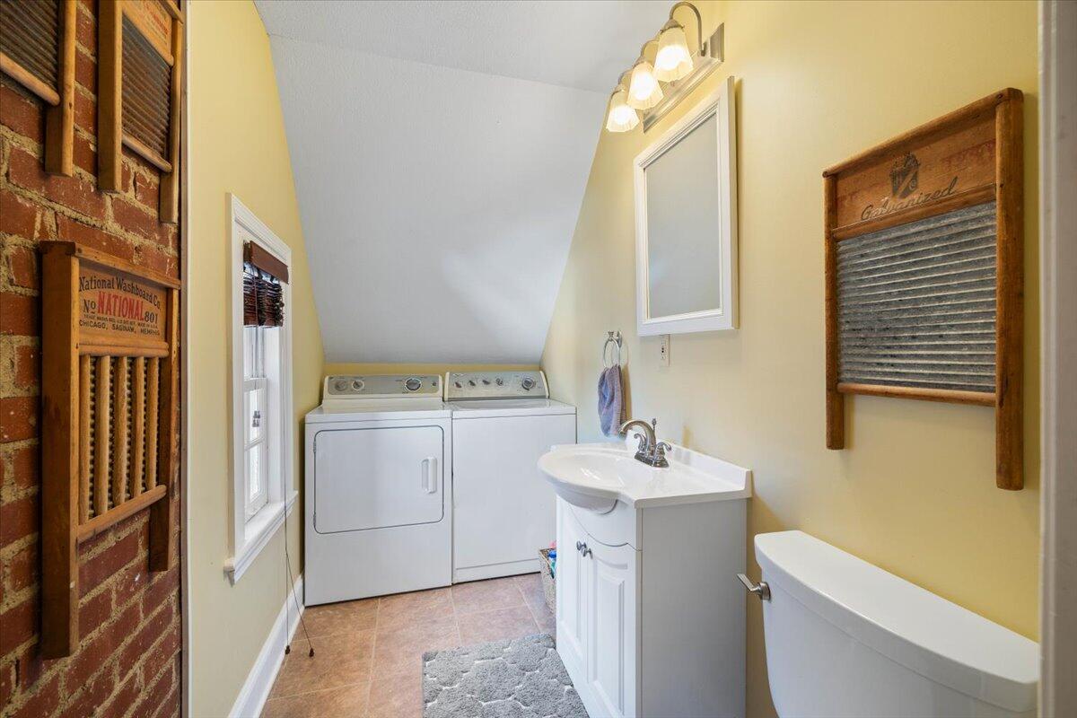 111 Cohee Road Blacksburg, VA 24060 - Photo 60 of 103 040-Interior-37