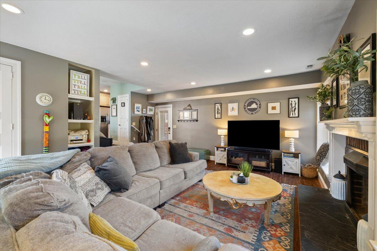 111 Cohee Road Blacksburg, VA 24060 - Photo 90 of 103 009-Interior-2