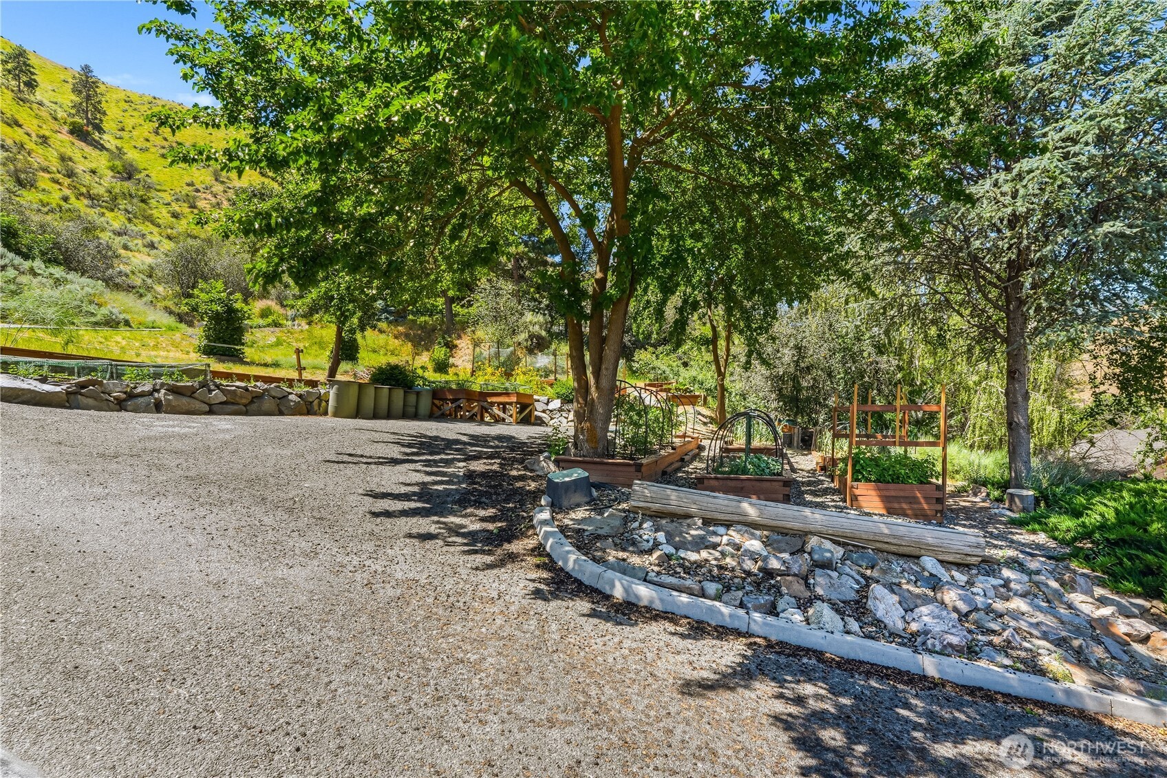 2777 Number 1 Canyon Road Wenatchee, WA 98801 - Photo 35 of 40