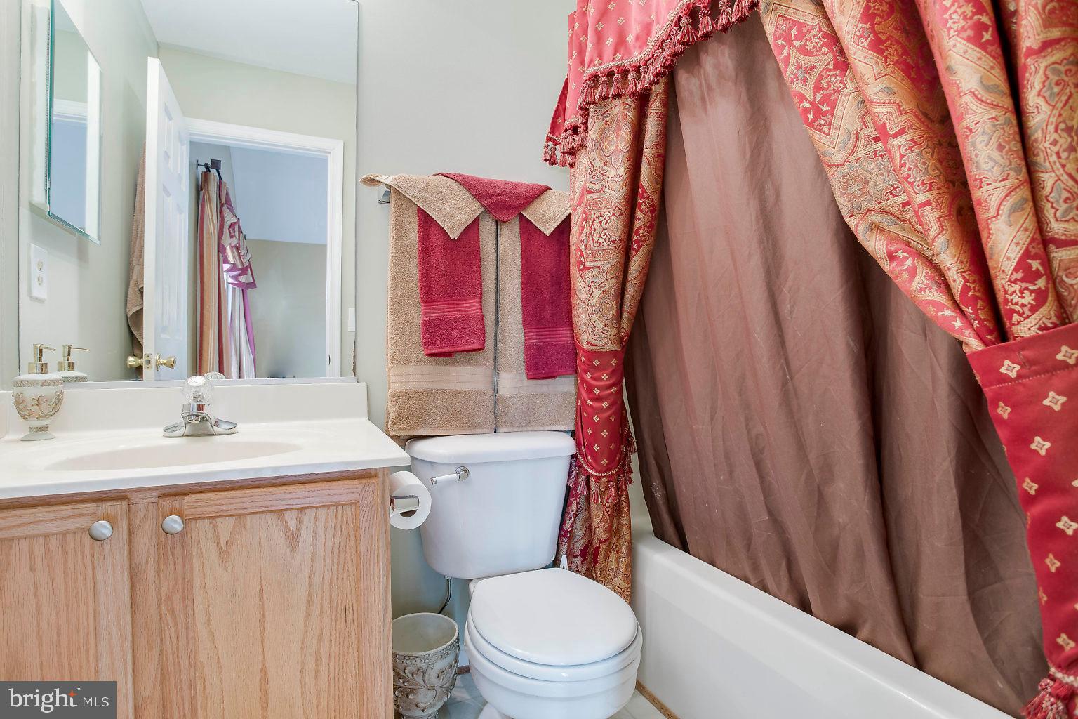 4502 Sandwood Road Baltimore, MD 21219 - Photo 26 of 39 Master bath