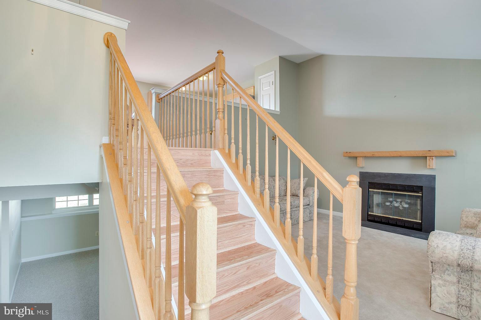 4502 Sandwood Road Baltimore, MD 21219 - Photo 10 of 39 Foyer