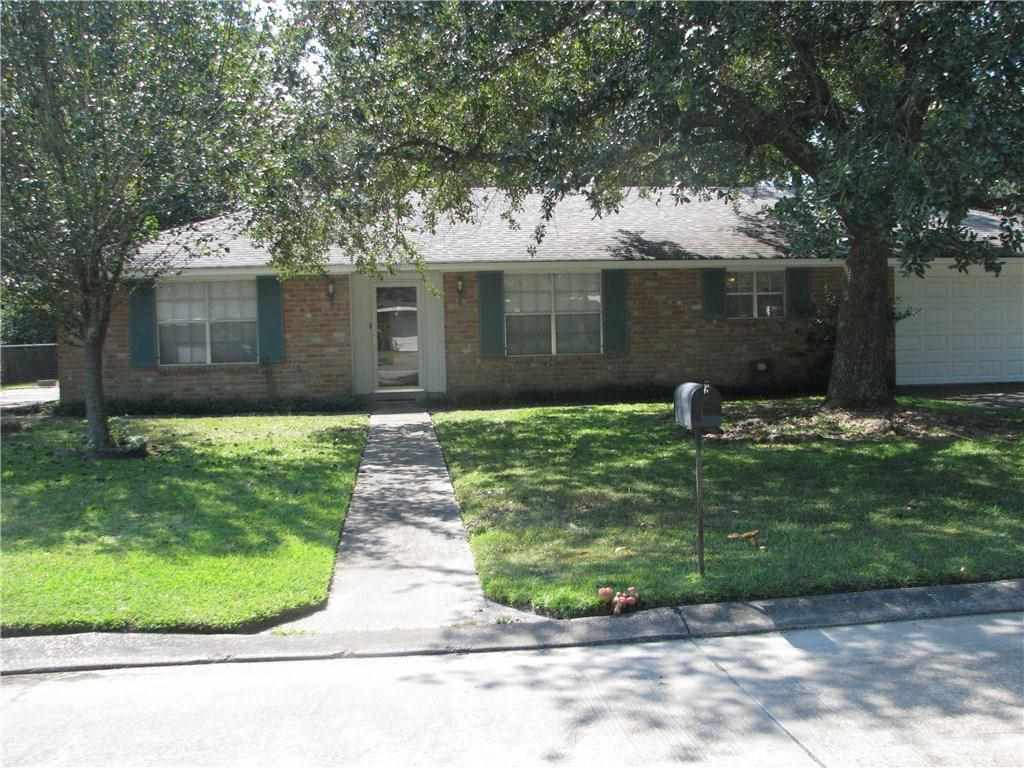 221 Loop Drive Slidell, LA 70458 - Photo 1 of 9 Gallery Image 1