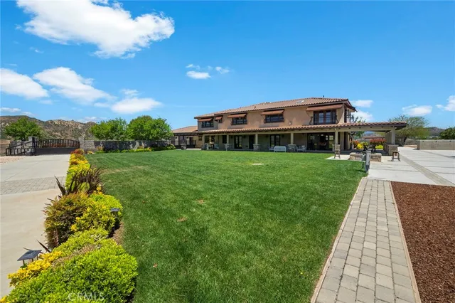$2,995,000 | 29732 Arroyo Oak Lane, Castaic, CA 91384