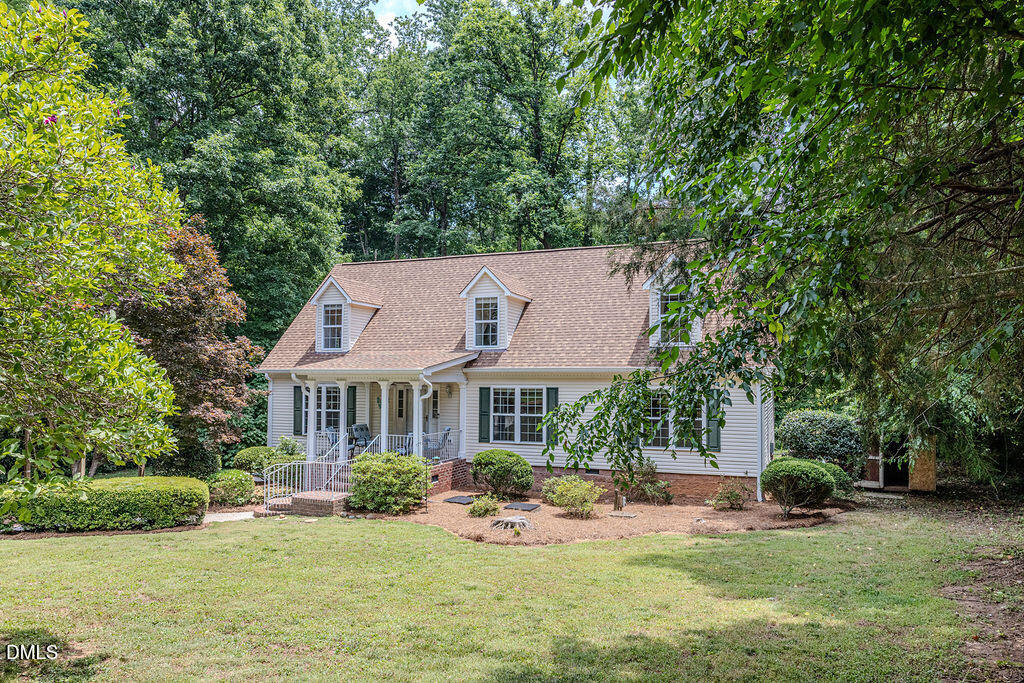 1806 Medfield Road Raleigh, NC 27607 - Photo 2 of 29