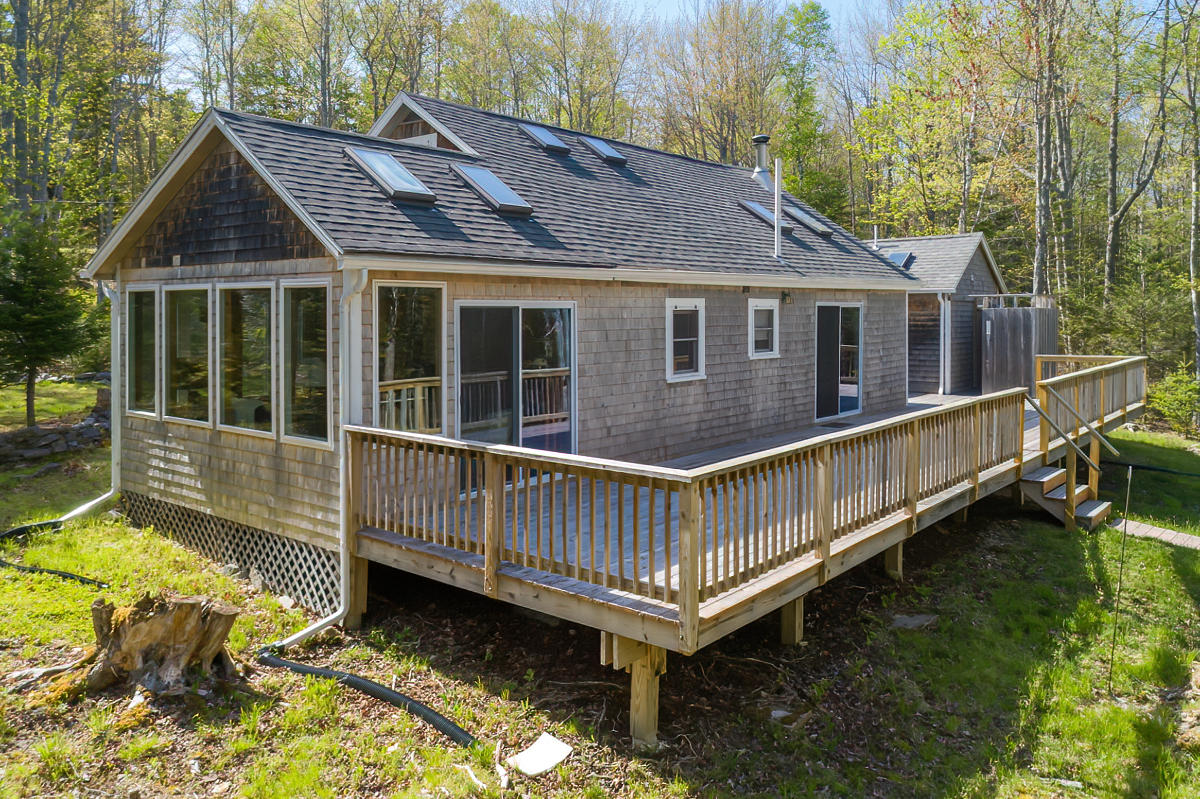 429 West Bay Road Gouldsboro, ME 04607 - Photo 4 of 55 Full Length Deck