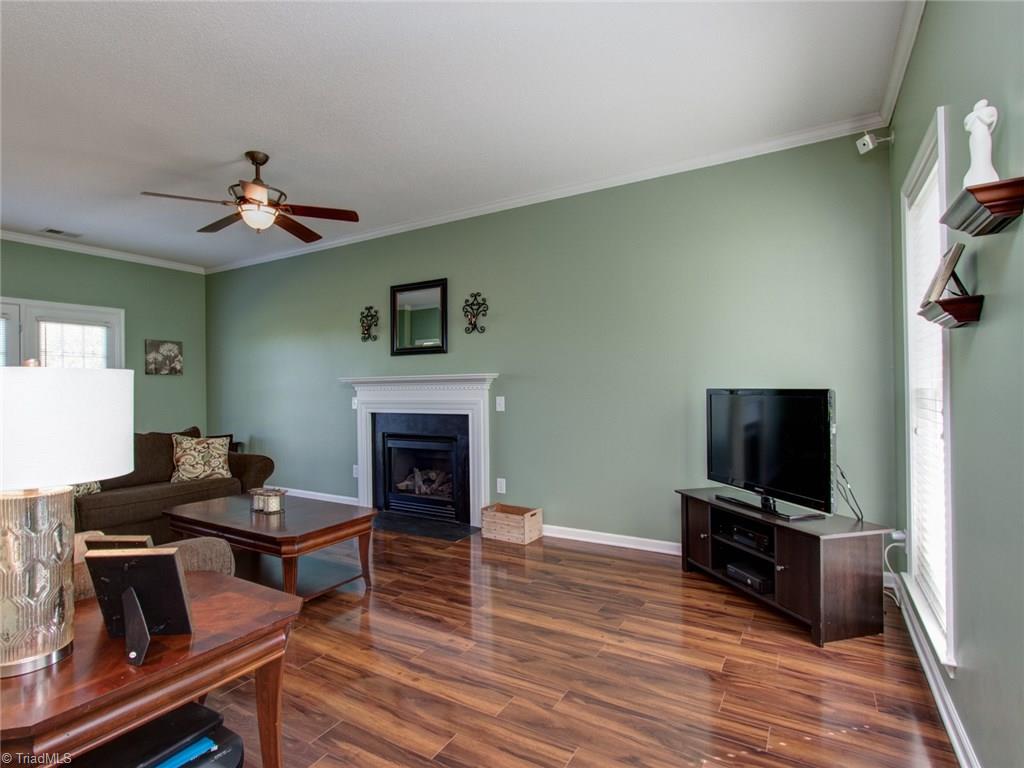 3692 Shadow Ridge Drive High Point, NC 27265 - Photo 8 of 30 Gallery Image 8