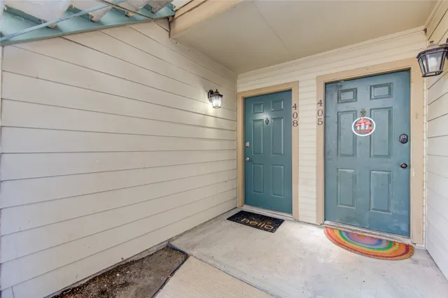 a view of outdoor space and garage