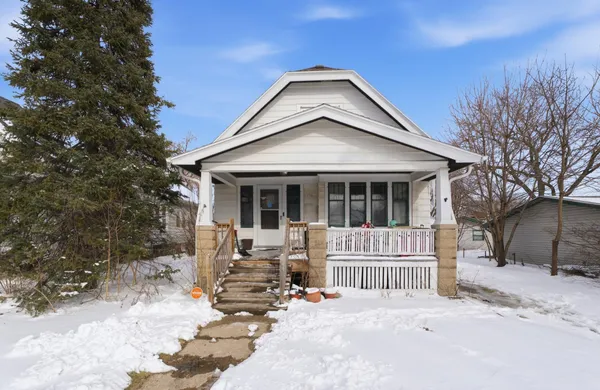 $289,900 | 1570 South 57th Street, West Allis, WI 53214
