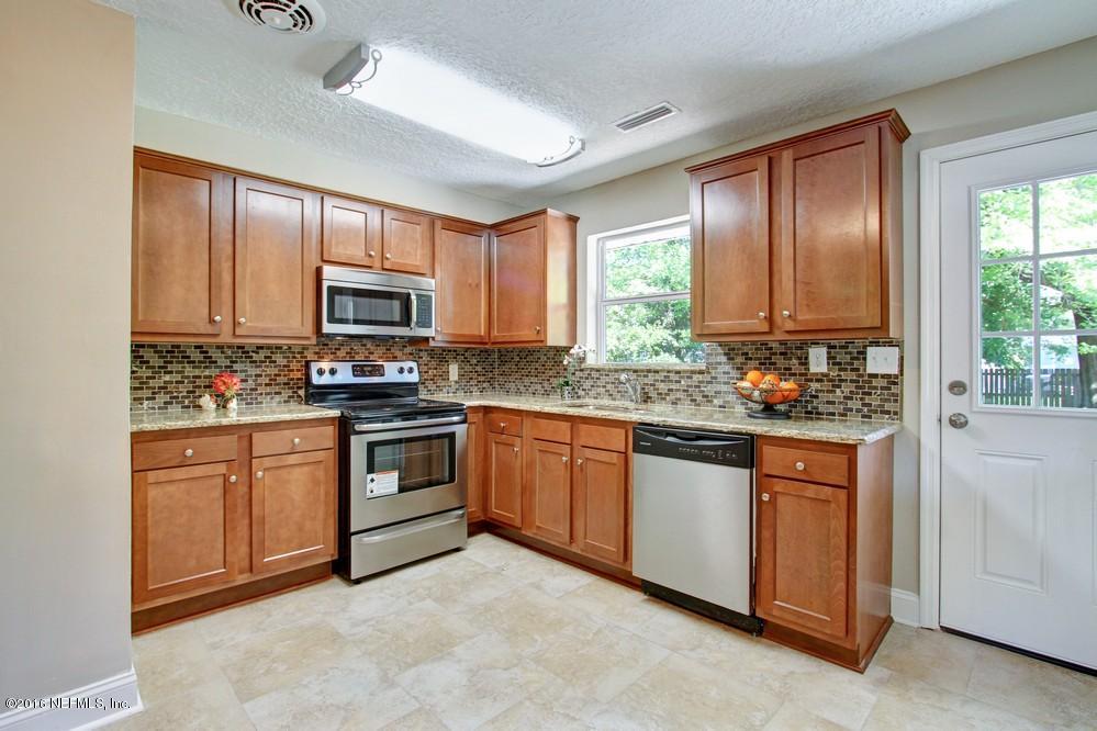 7103 Altama Road Jacksonville, FL 32216 - Photo 19 of 34 Marro Staging Services Holiday Hill (16)