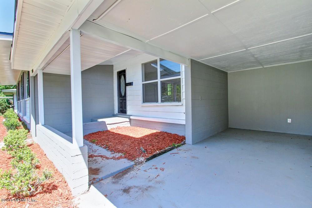 7103 Altama Road Jacksonville, FL 32216 - Photo 3 of 34 Marro Staging Services Holiday Hill (31)