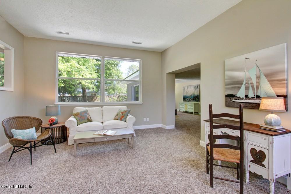 7103 Altama Road Jacksonville, FL 32216 - Photo 7 of 34 Marro Staging Services Holiday Hill (4)