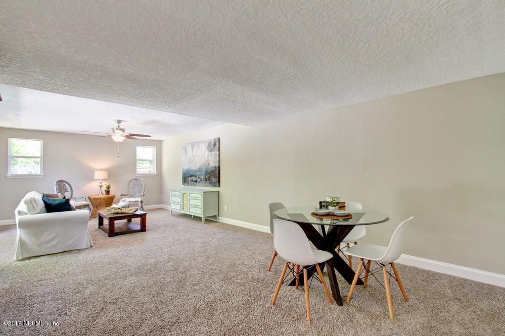 7103 Altama Road Jacksonville, FL 32216 - Photo 8 of 34 Marro Staging Services Holiday Hill (5)