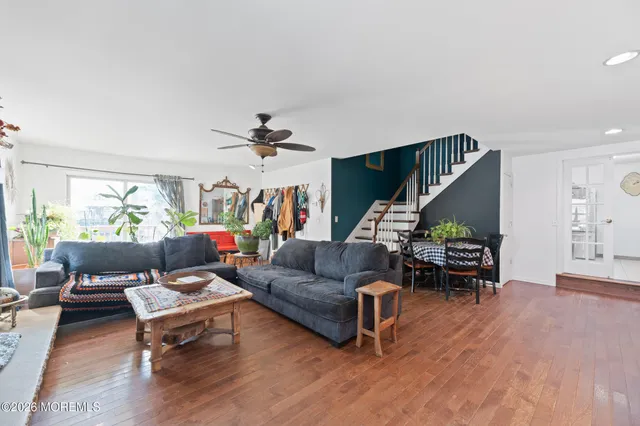 $899,000 | 12 Thompson Avenue, Leonardo, NJ 07737