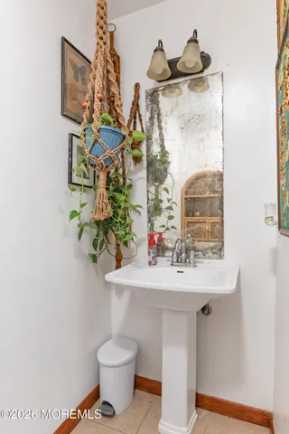 $899,000 | 12 Thompson Avenue, Leonardo, NJ 07737