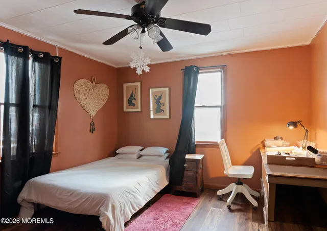 $899,000 | 12 Thompson Avenue, Leonardo, NJ 07737