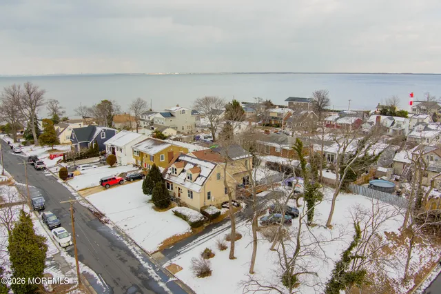 $899,000 | 12 Thompson Avenue, Leonardo, NJ 07737