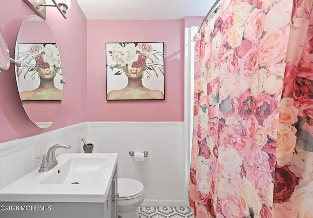 $899,000 | 12 Thompson Avenue, Leonardo, NJ 07737