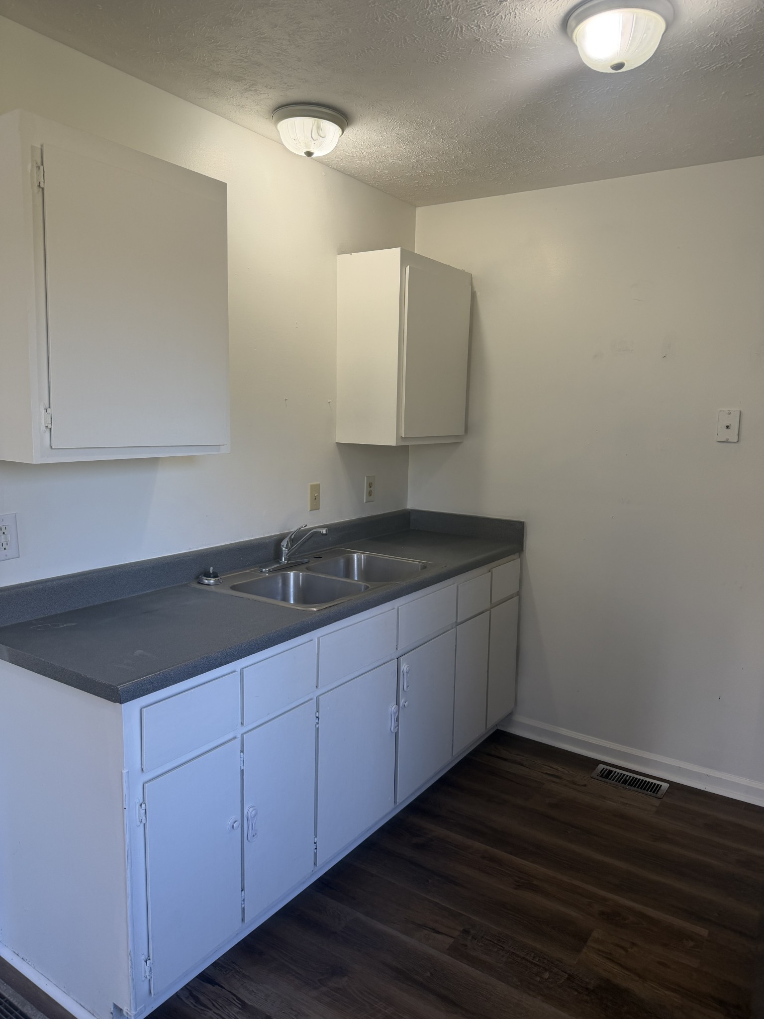 7556 Greenwood Road Cross Plains, TN 37049 - Photo 6 of 7