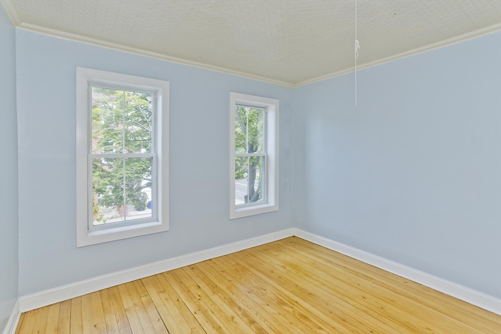 56 Pine Street Holyoke, MA 01040 - Photo 18 of 27