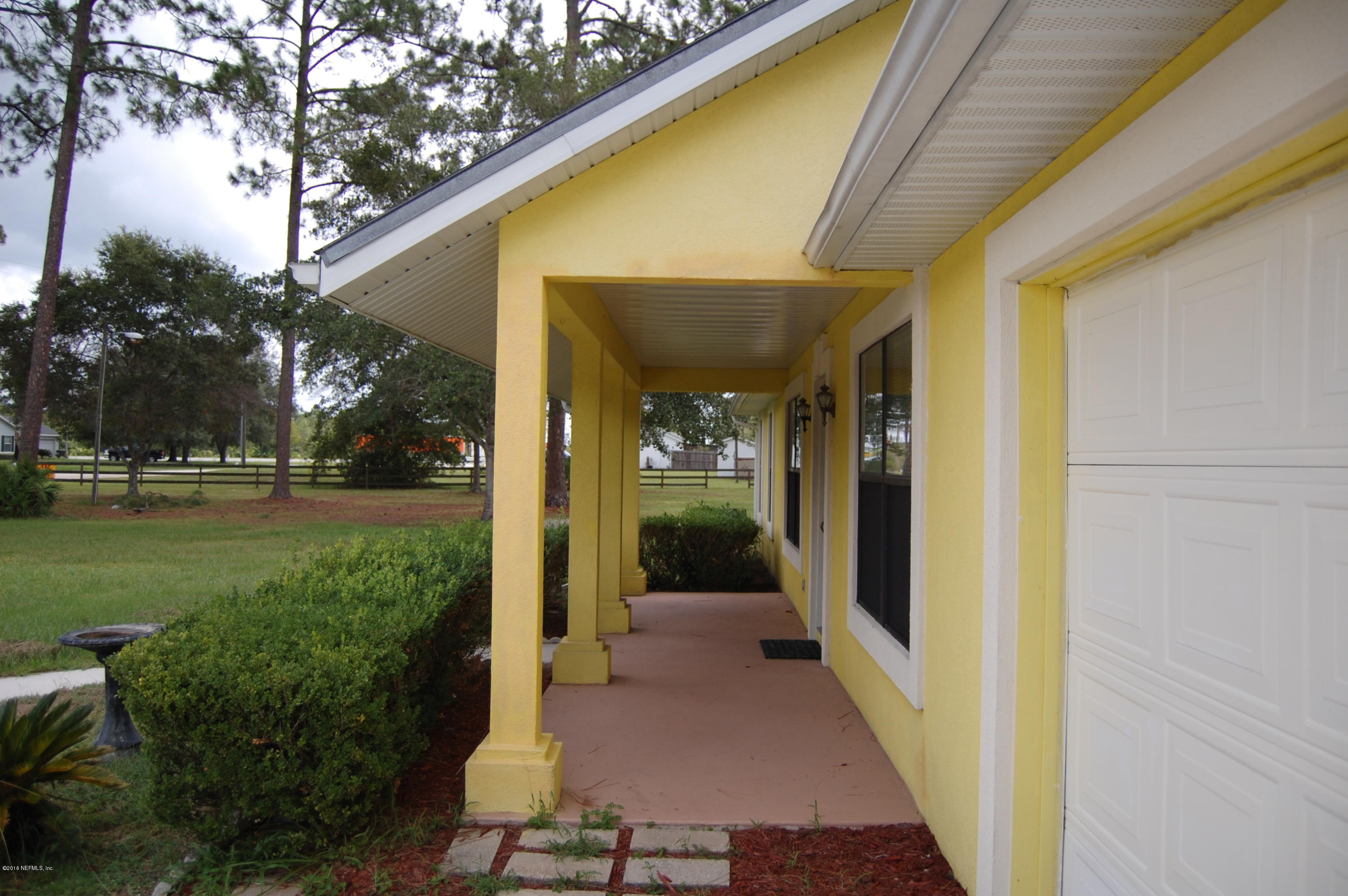 109 Jack Road Palatka, FL 32177 - Photo 38 of 39 Front porch