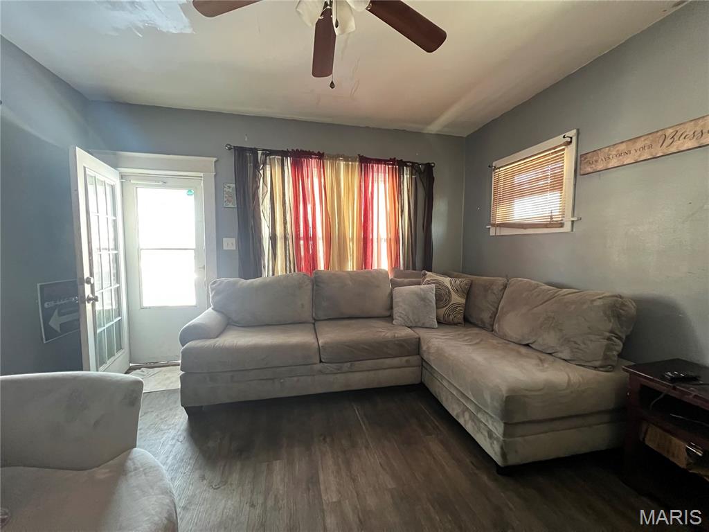 2560 State Street Granite City, IL 62040 - Photo 3 of 16