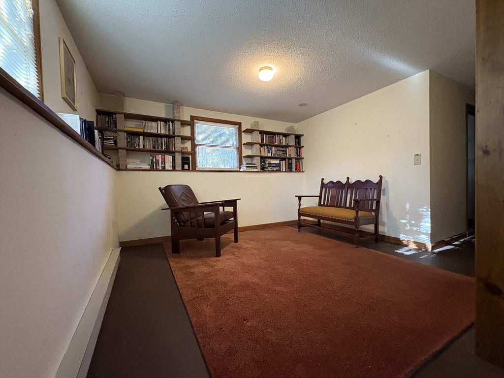 26 Hitching Post Road Amherst, MA 01002 - Photo 21 of 31