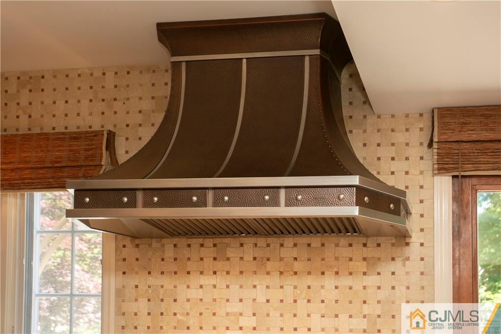 36 Pine Ridge Drive Edison, NJ 08820 - Photo 16 of 51 a view of wooden door