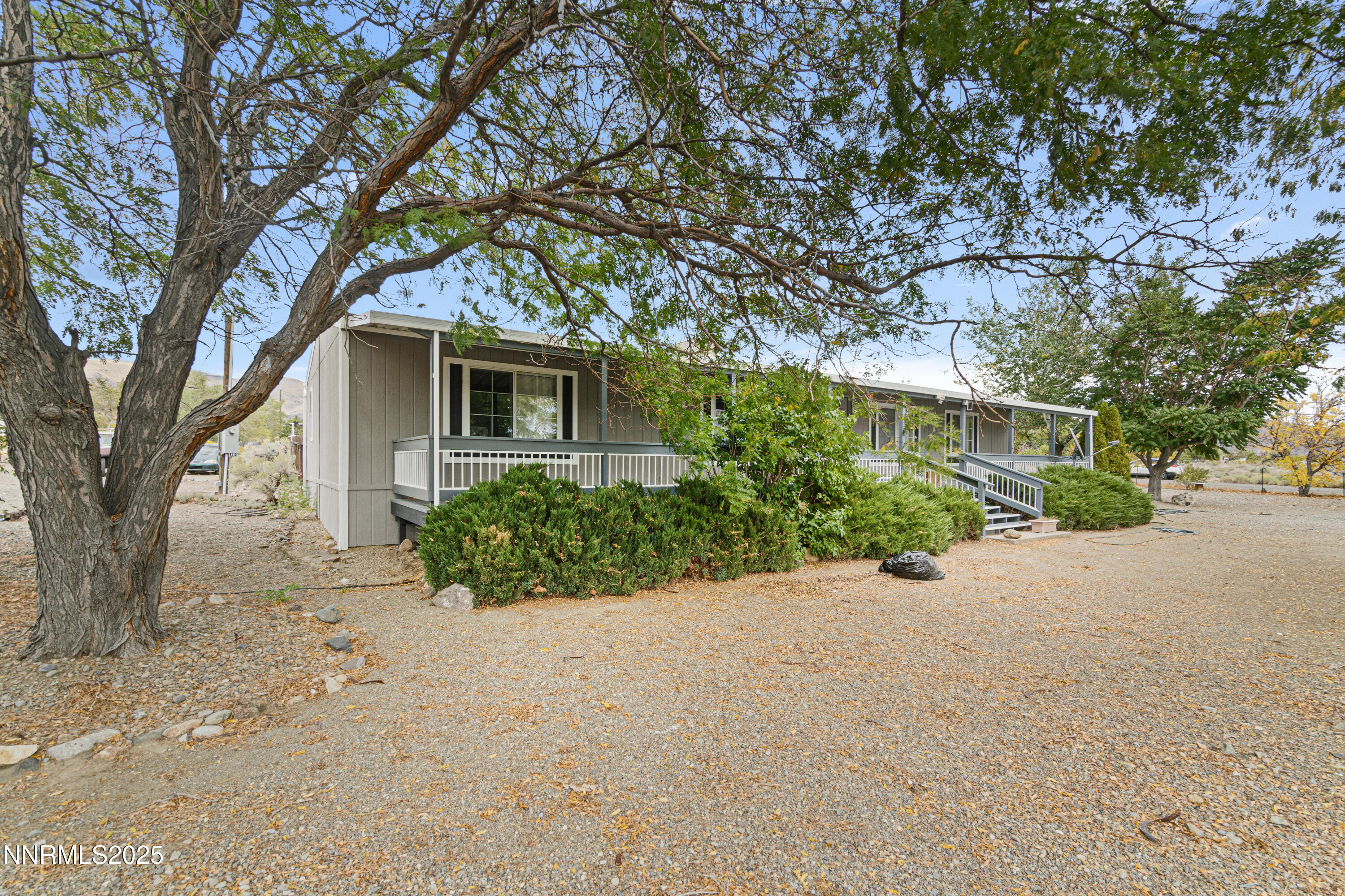 3790 Andesite Road Topaz Ranch Estates, NV 89444 - Photo 3 of 28 DSC05645