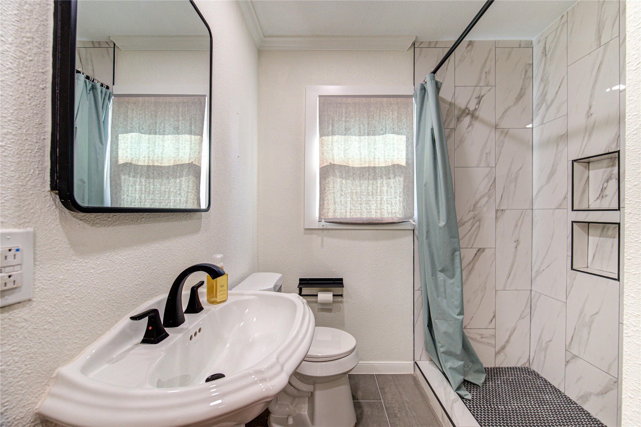 814 Sue Street Houston, TX 77009 - Photo 24 of 32