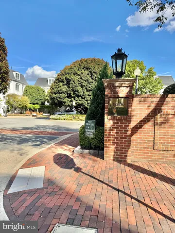 $6,750 | 16 Franklin Street, Alexandria, VA 22314