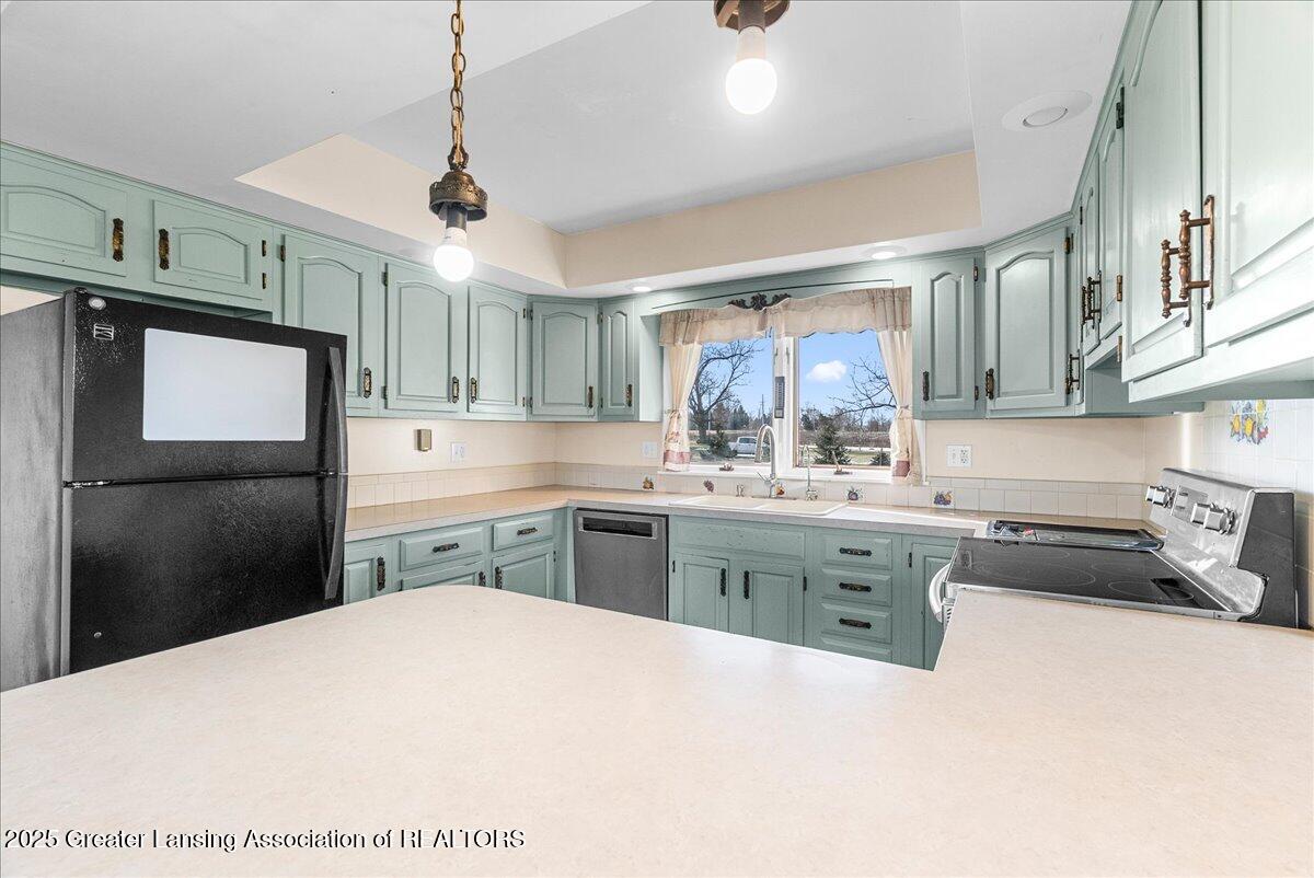 4226 West Bennington Road Owosso, MI 48867 - Photo 16 of 54 14-Media Jett - 06