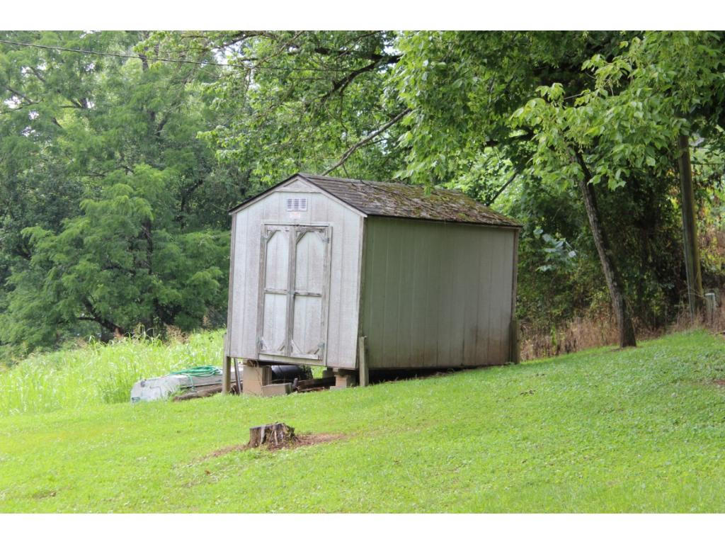 8388 Anglers Way Road Duffield, VA 24244 - Photo 3 of 11 3