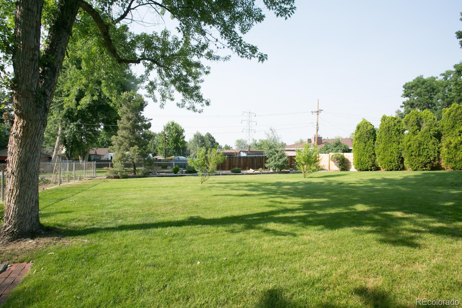 10455 West 33rd Place Wheat Ridge, CO 80033 - Photo 4 of 30 Gallery Image 4
