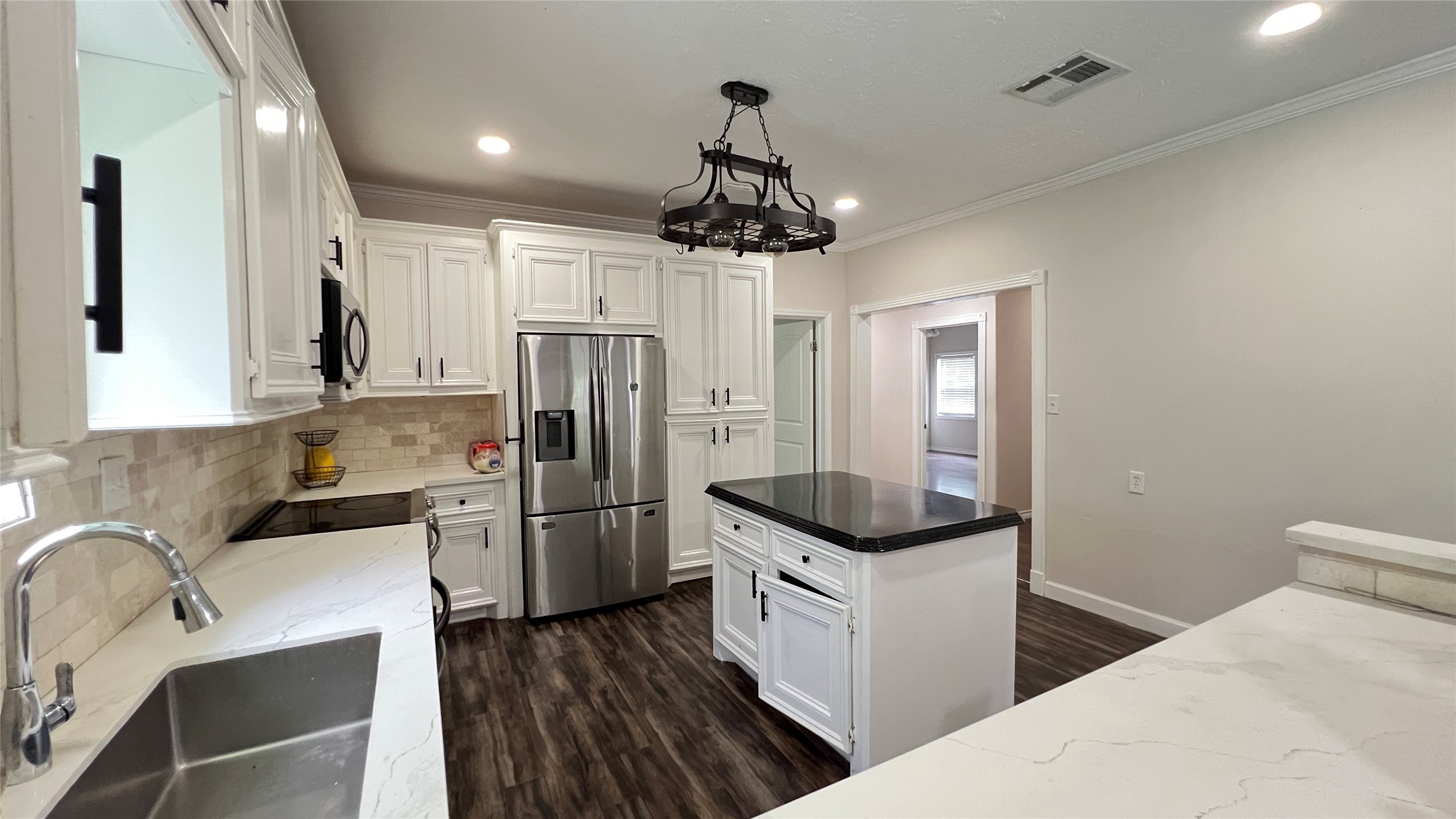 8211 Findlay Street Houston, TX 77017 - Photo 9 of 25