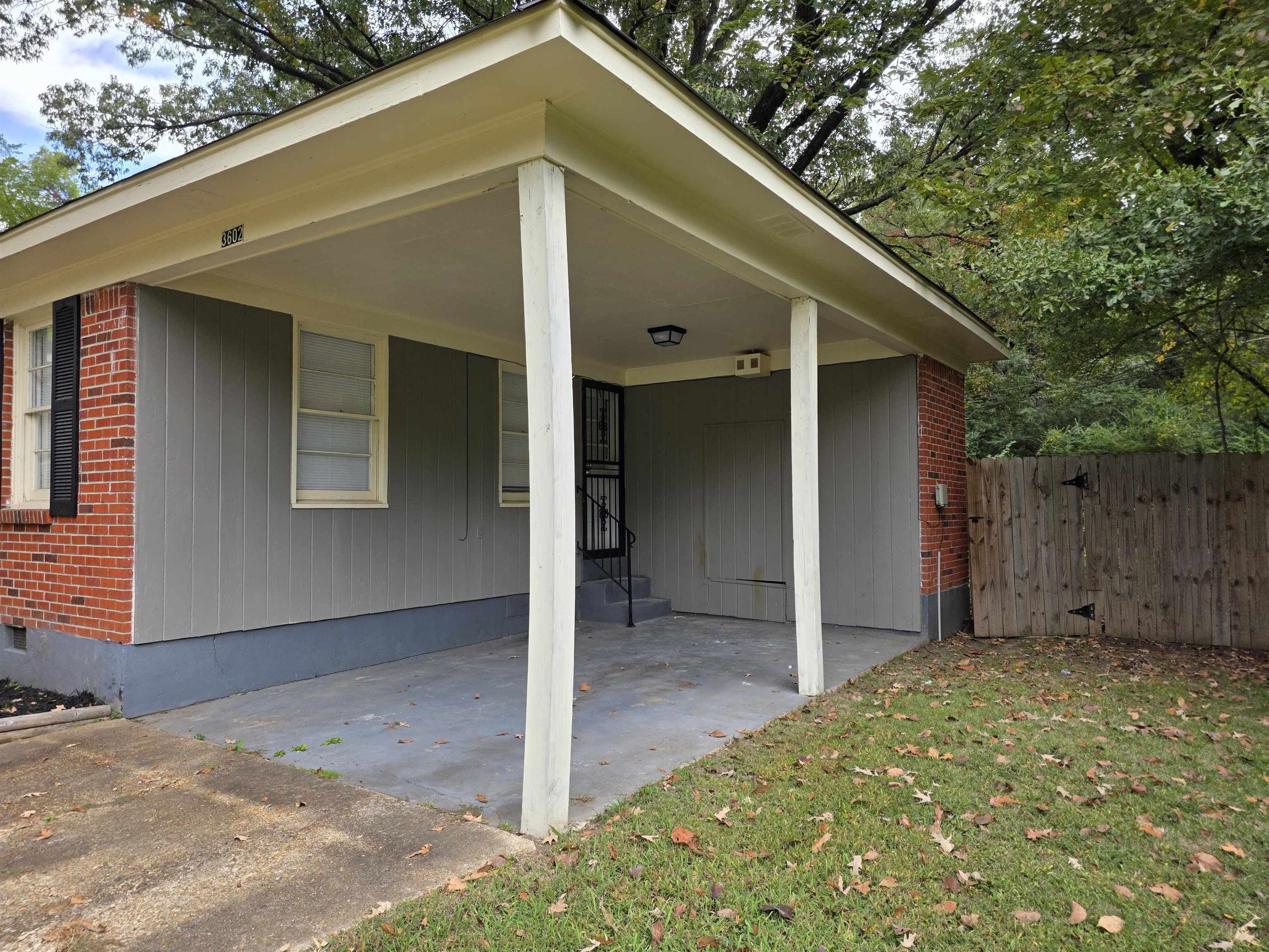 3602 Gowan Drive Memphis, TN 38127 - Photo 2 of 20 a backyard of a house