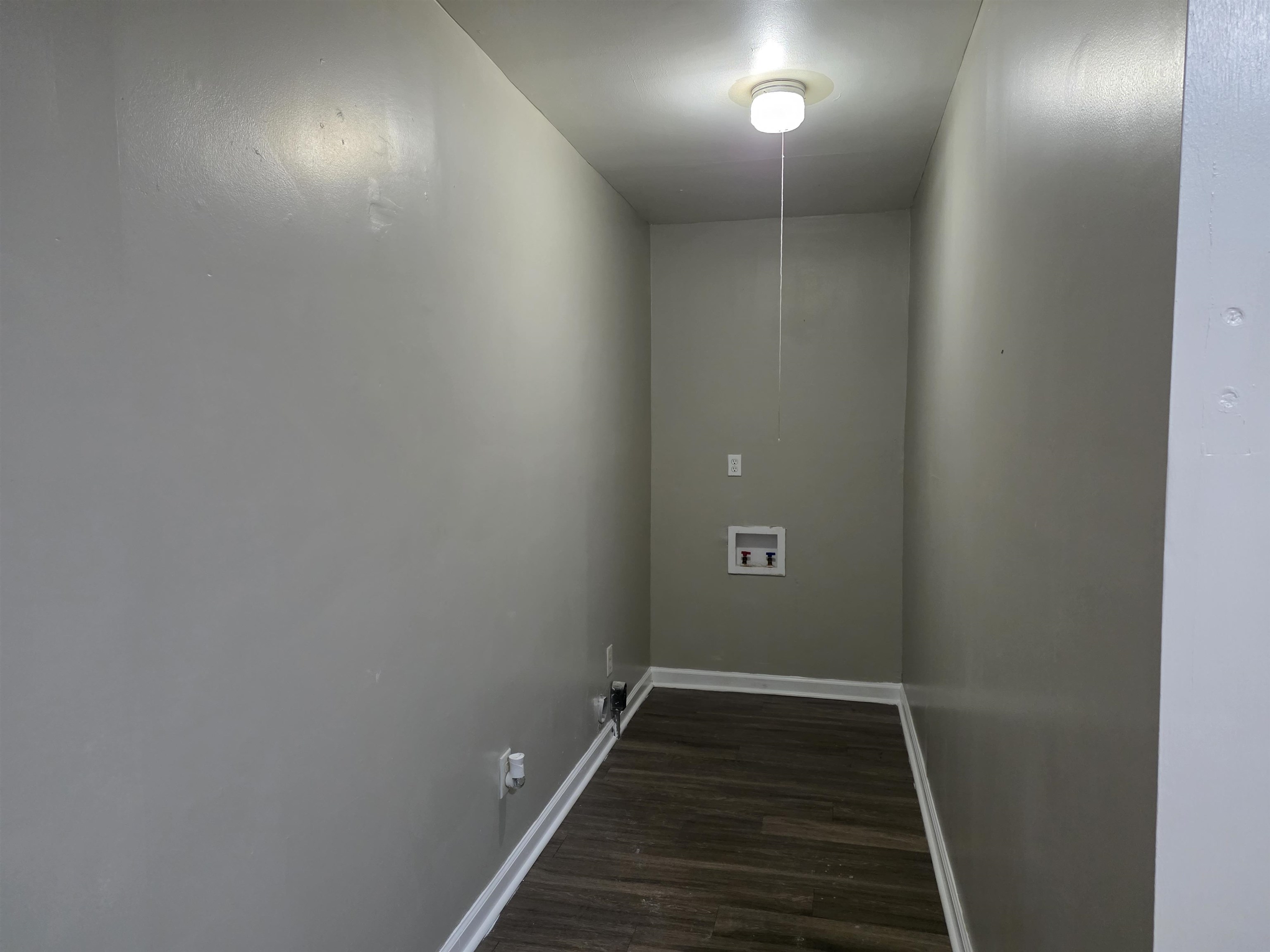 3602 Gowan Drive Memphis, TN 38127 - Photo 6 of 20 a view of a hallway