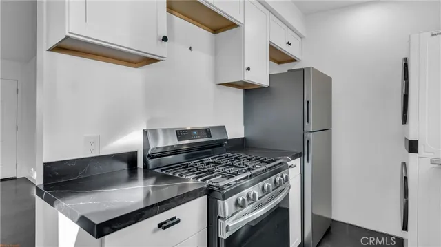 $2,145 | 72755 Sierra Vista Drive, Palm Desert, CA 92260