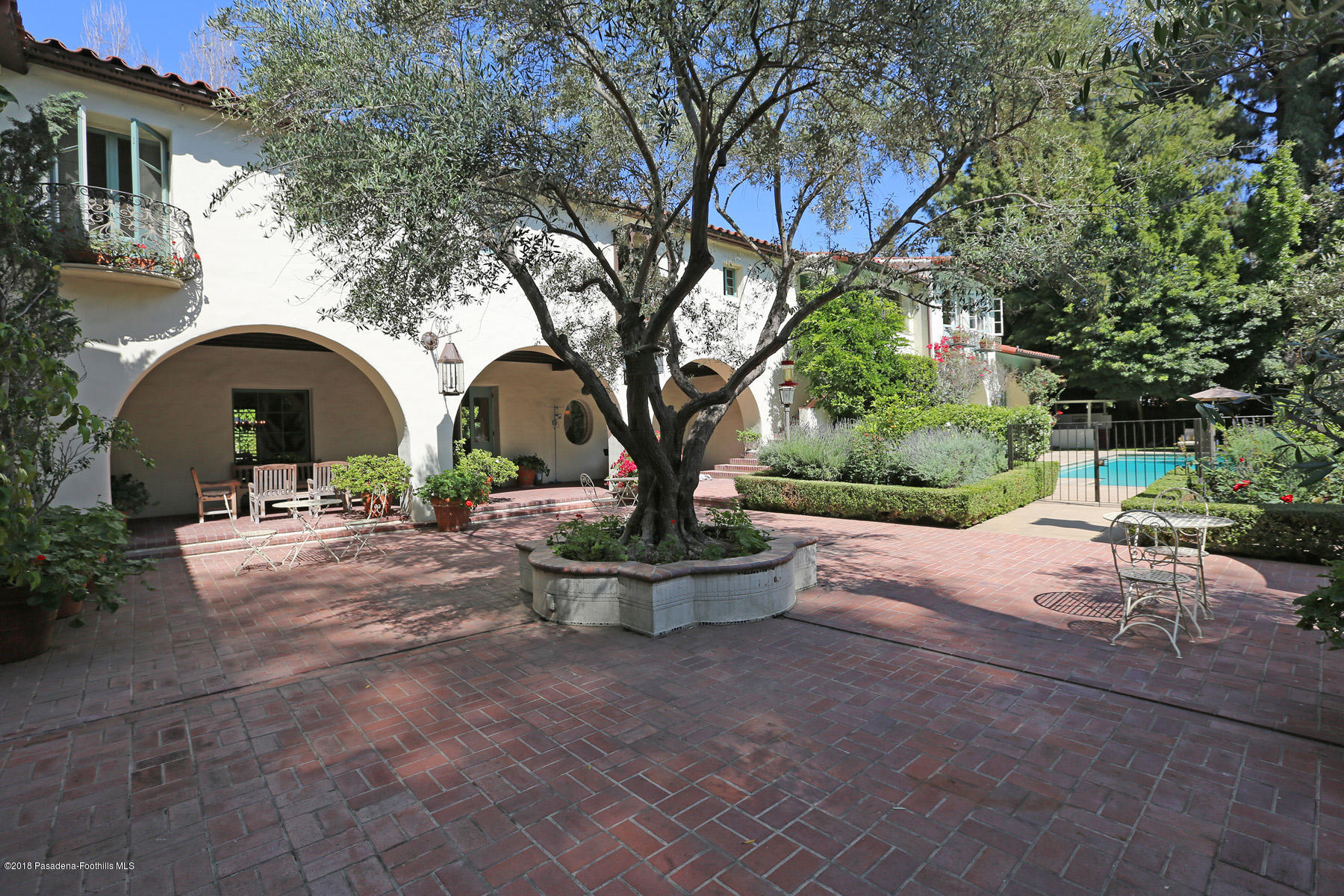 1883 Orlando Road San Marino, CA 91108 - Photo 27 of 43 33