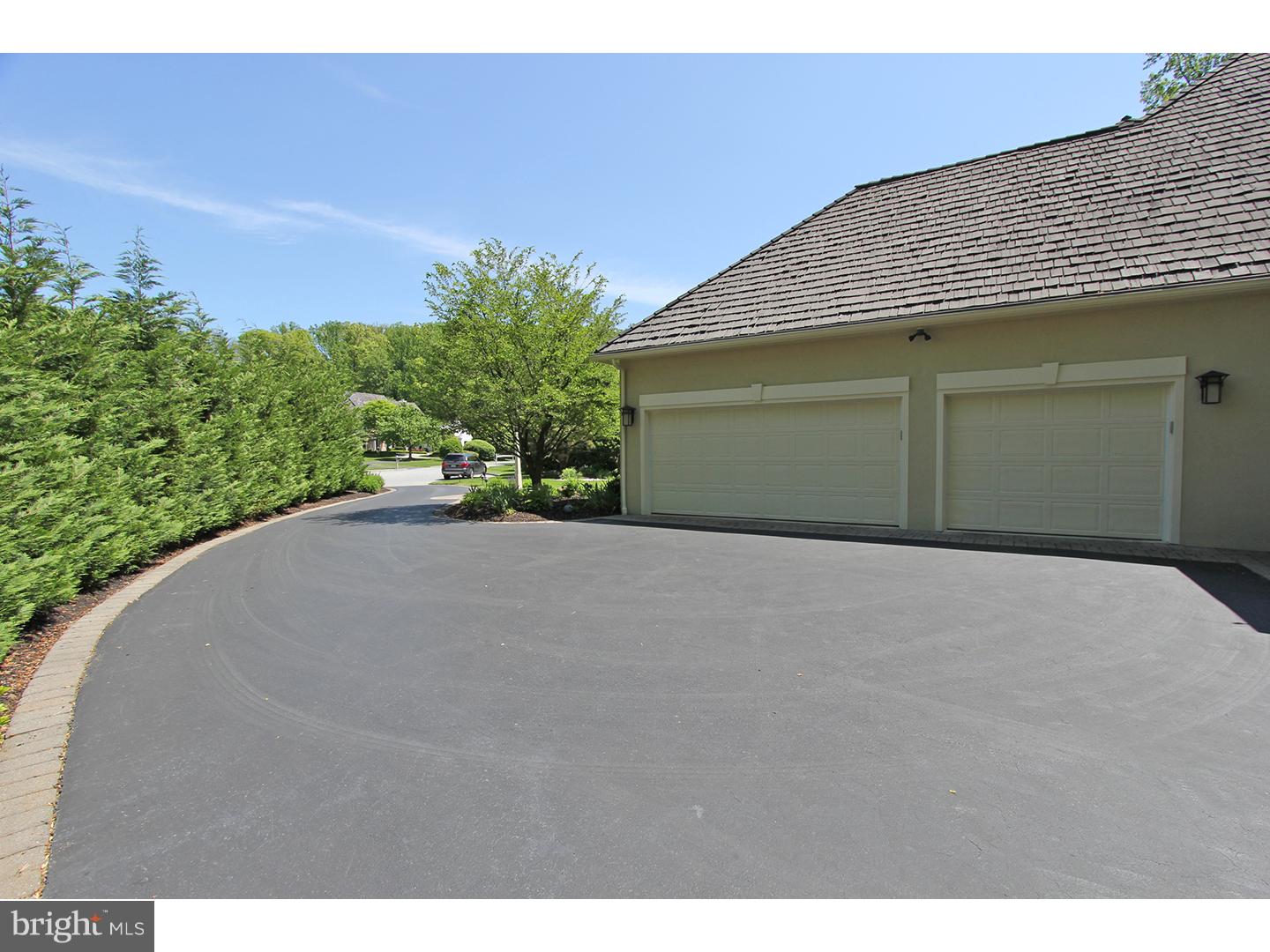 141 Brooke Farm Road Wayne, PA 19087 - Photo 25 of 25 Garage