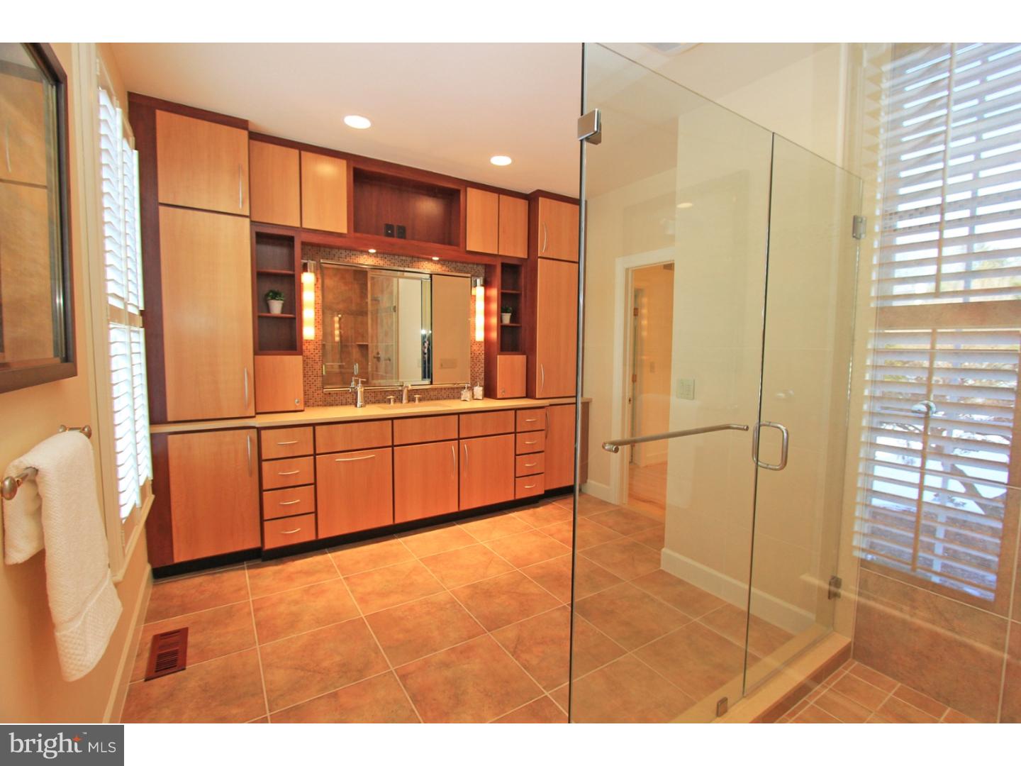 141 Brooke Farm Road Wayne, PA 19087 - Photo 4 of 25 Master Bathroom
