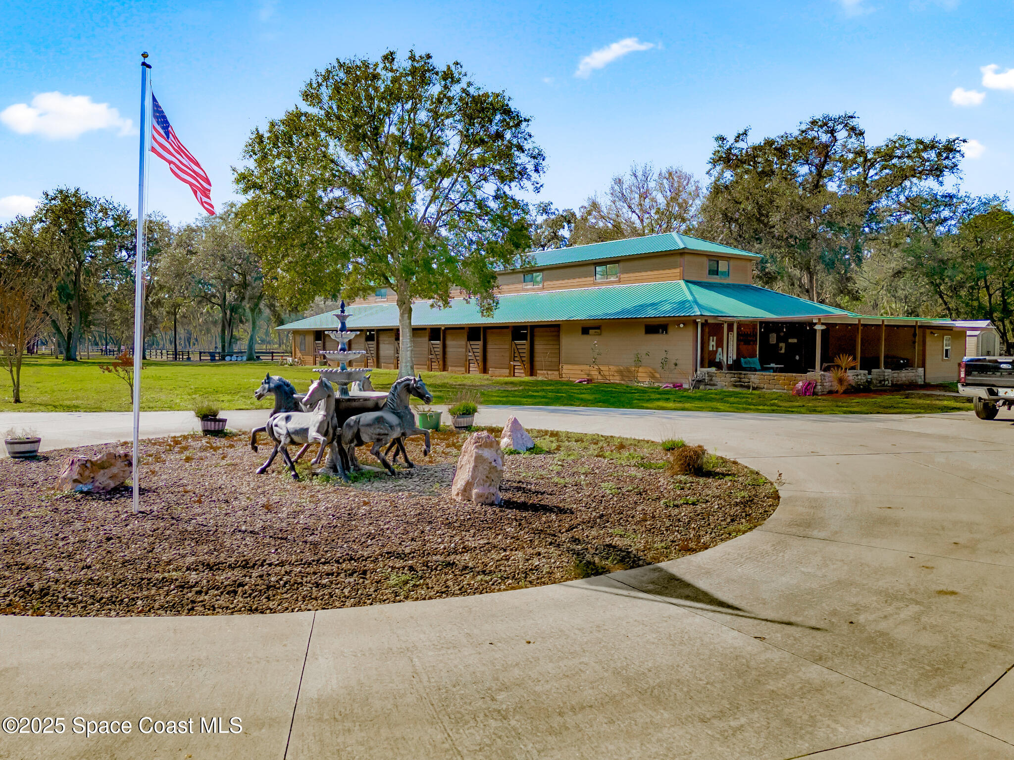 4630 James Road Cocoa, FL 32926 - Photo 5 of 58 a view of a house with a yard and sitting area