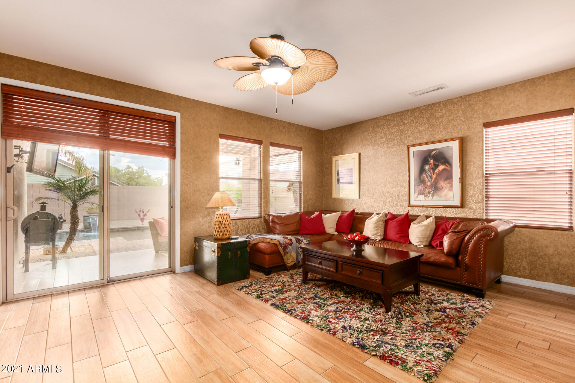 20889 West Ridge Road Buckeye, AZ 85396 - Photo 10 of 47 Great Room