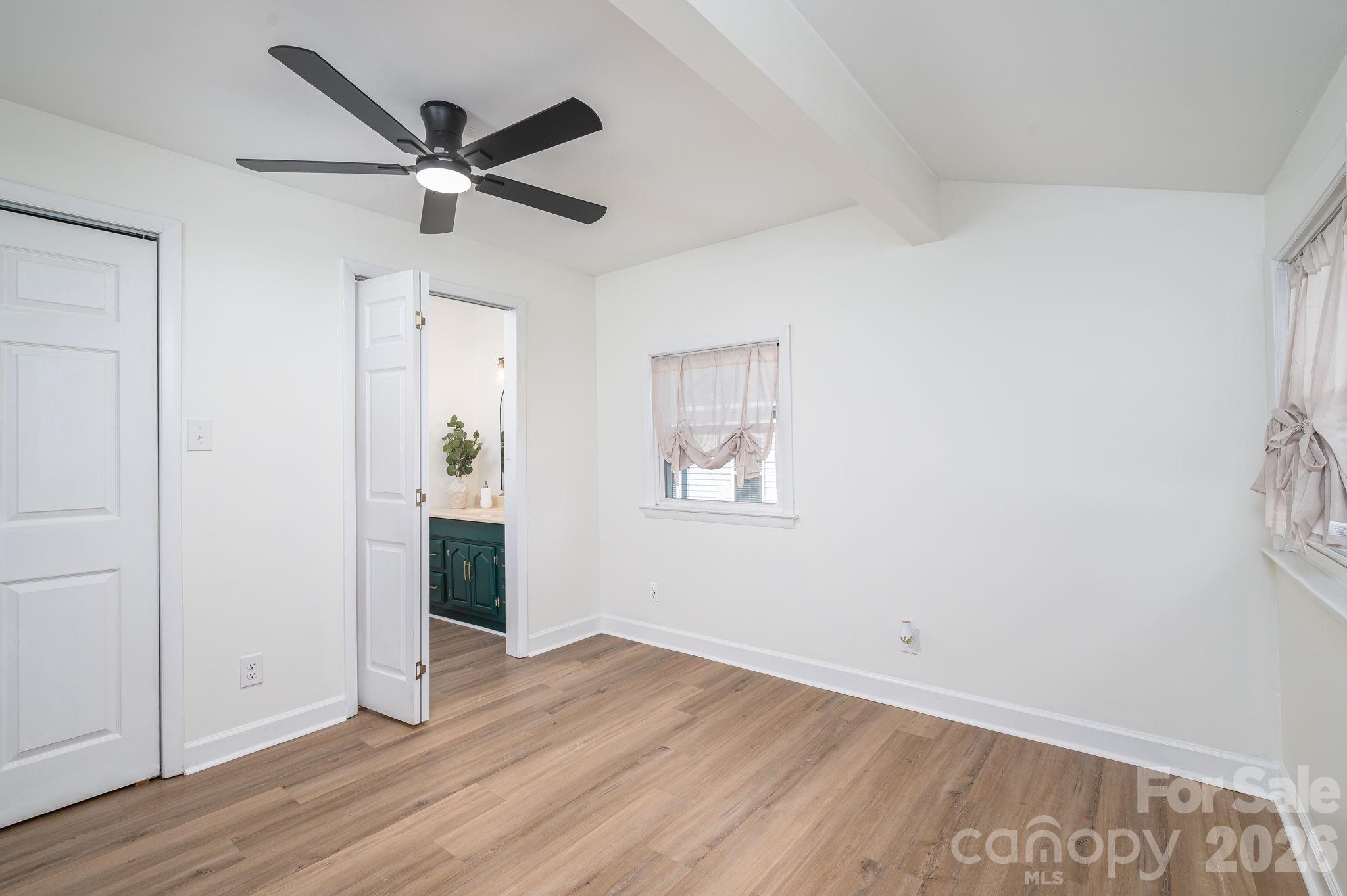 313 Willis Road Dallas, NC 28034 - Photo 12 of 37 Gallery Image 12