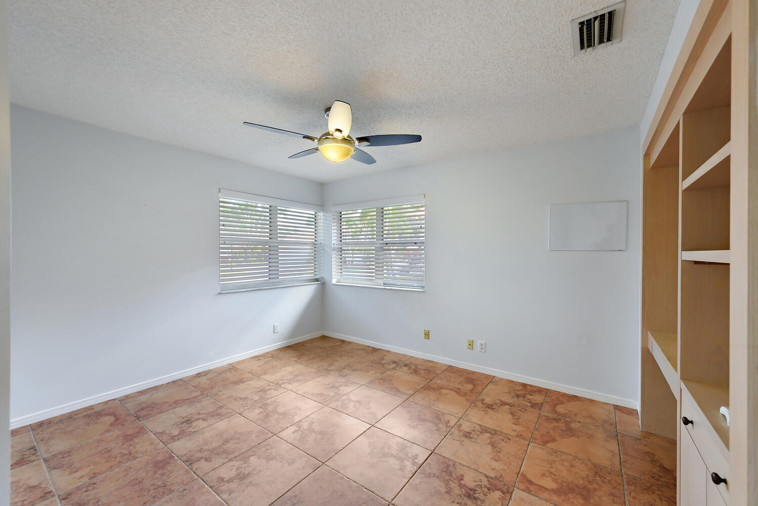 2036 Northwest 52nd Street Boca Raton, FL 33496 - Photo 15 of 24 2036 NW 52nd St Boca Raton FL-large-015-