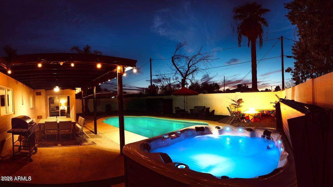 3102 North 35th Street Phoenix, AZ 85018 - Photo 11 of 16 3102 N 35th St PHX AZ pic 90