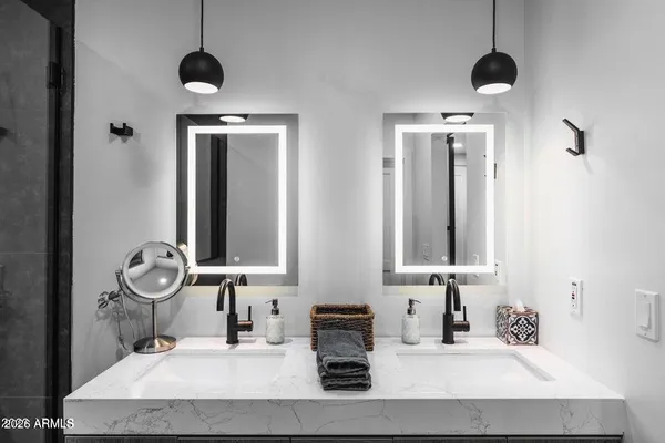 $744,900 | 3102 North 35th Street, Phoenix, AZ 85018