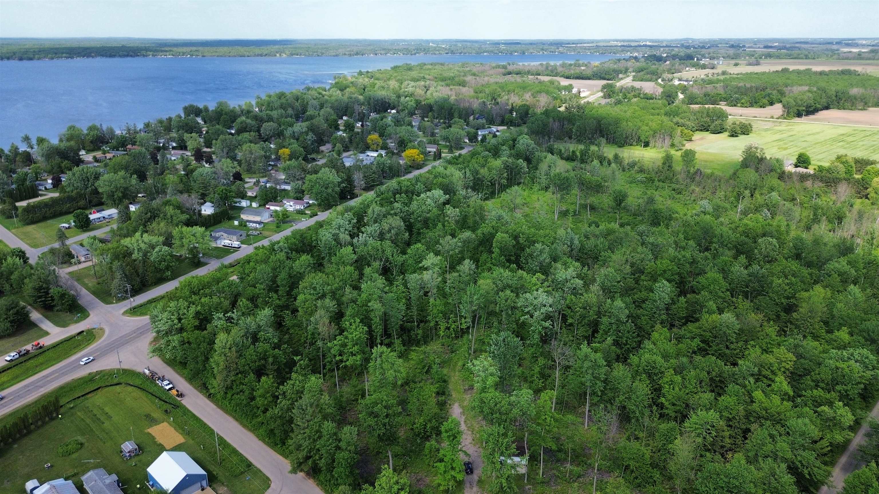 N5610 Resort Road Bonduel, WI 54107 - Photo 2 of 13