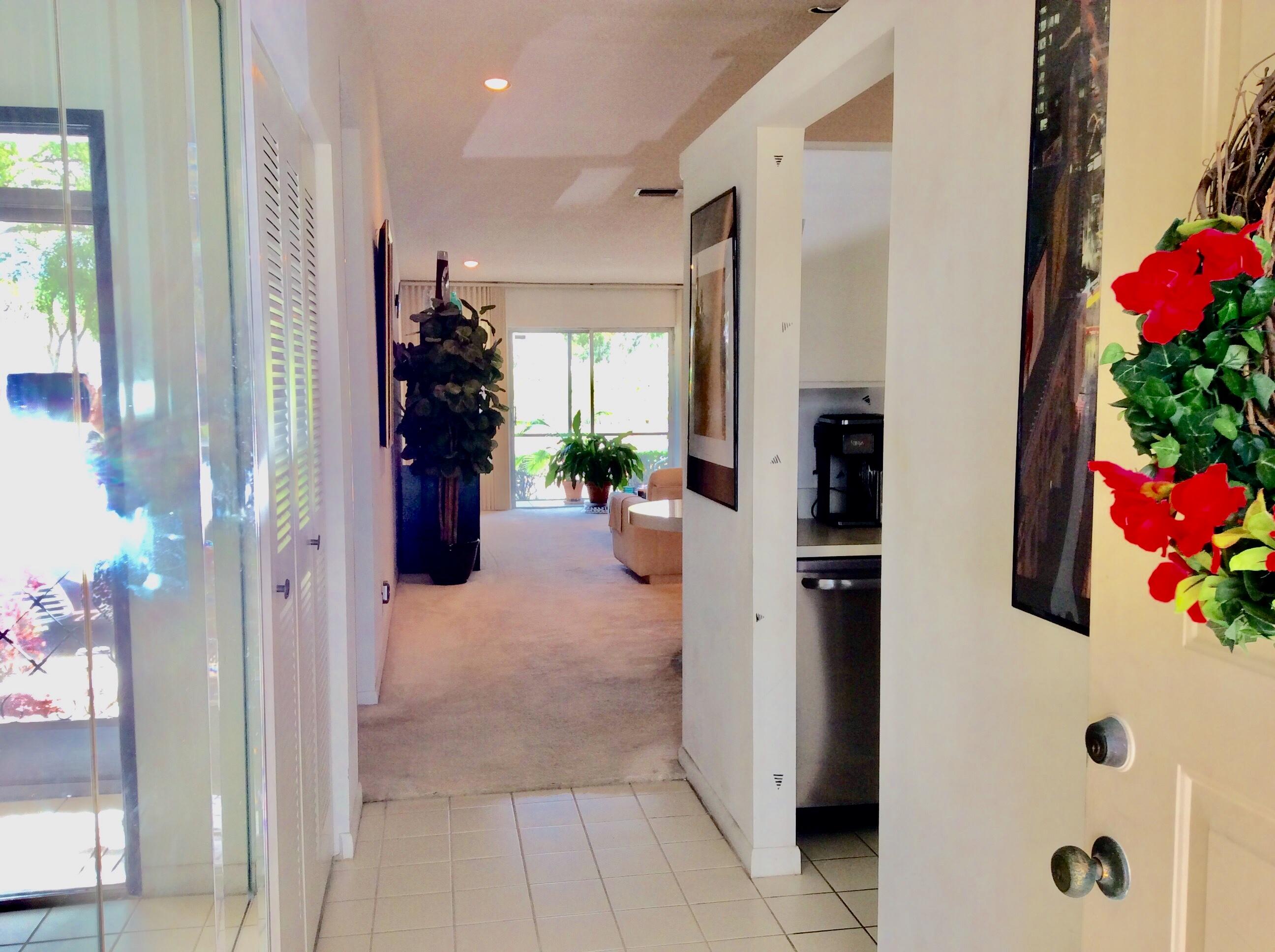 8605 Sunbird Place, Unit 8605 Boca Raton, FL 33496 - Photo 3 of 24 Hallway as you come in